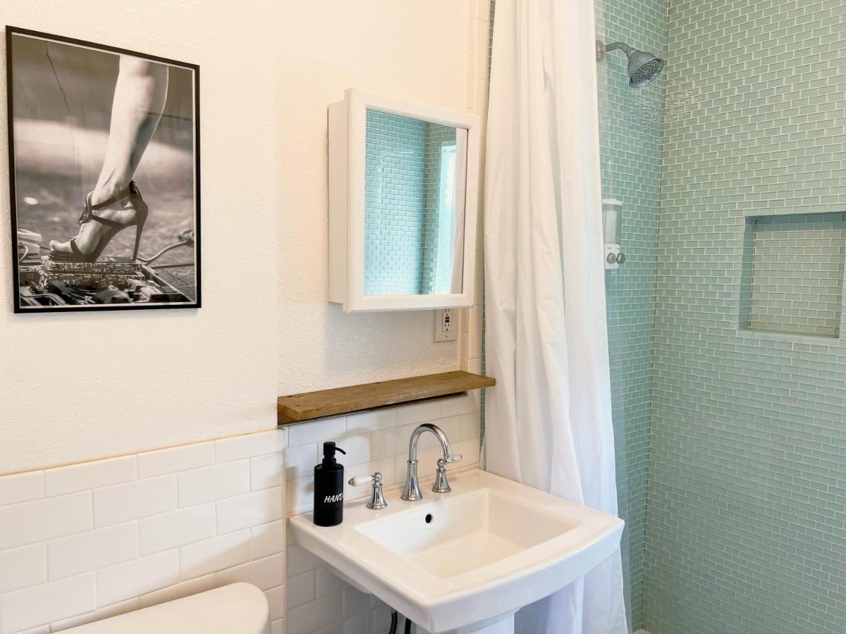 Newly Remodeled 1 Bed, 1 Bath Home Near Lax, Forum Inglewood Bagian luar foto